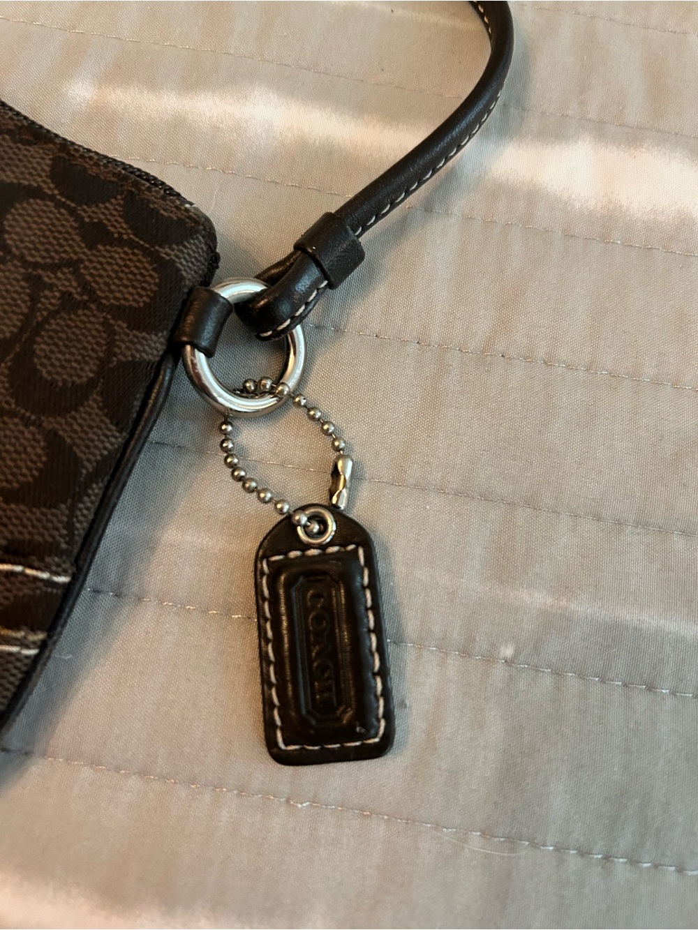 Coach Brown Signature Canvas Wristlet Pouch Clutch Wallet Purse - Picture 3 of 4